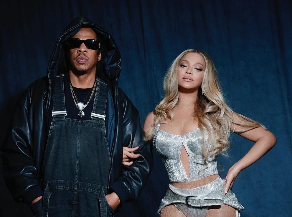 De surpresa, Beyoncé recebe Jay-Z para dueto em Paris