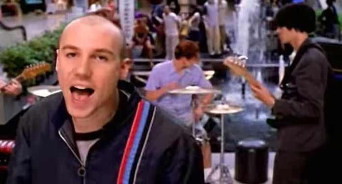New Radicals em "You Get What You Give"