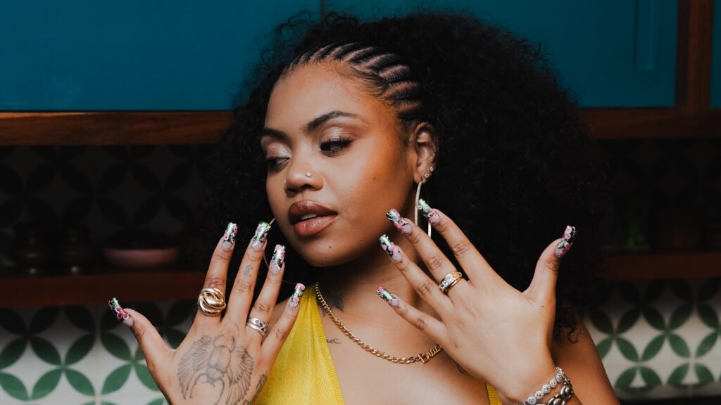 Duquesa Lança Single Duplo "TÃOQUENTE" e "No Meu Club" com Videoclipe