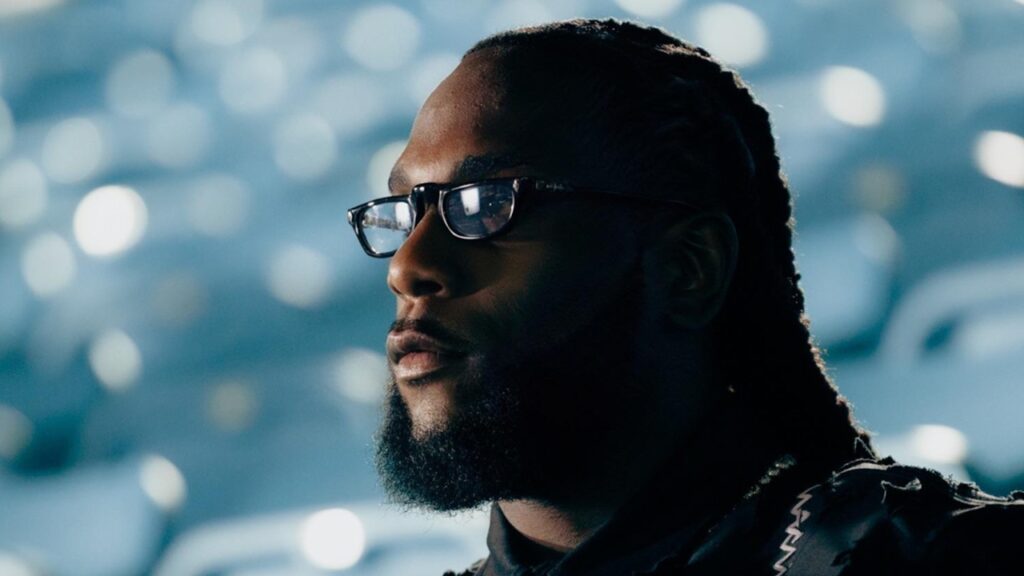 "F1 The Album" estreia com 17 faixas inéditas e música de Burna Boy; projeto acompanha lançamento do filme nos cinemas