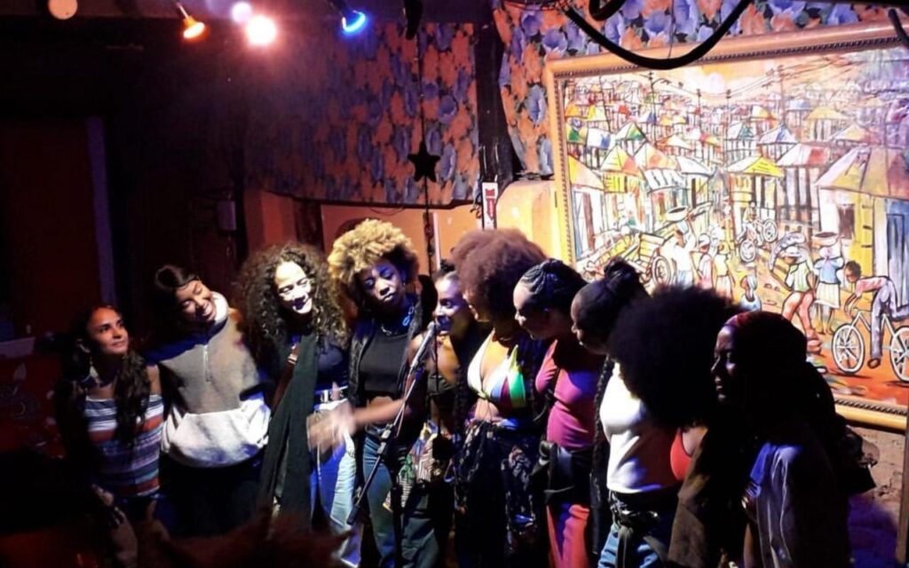 Movimento TUDO QUE AQUECE faz evento com diversos shows na Lapa para arrecadar agasalhos