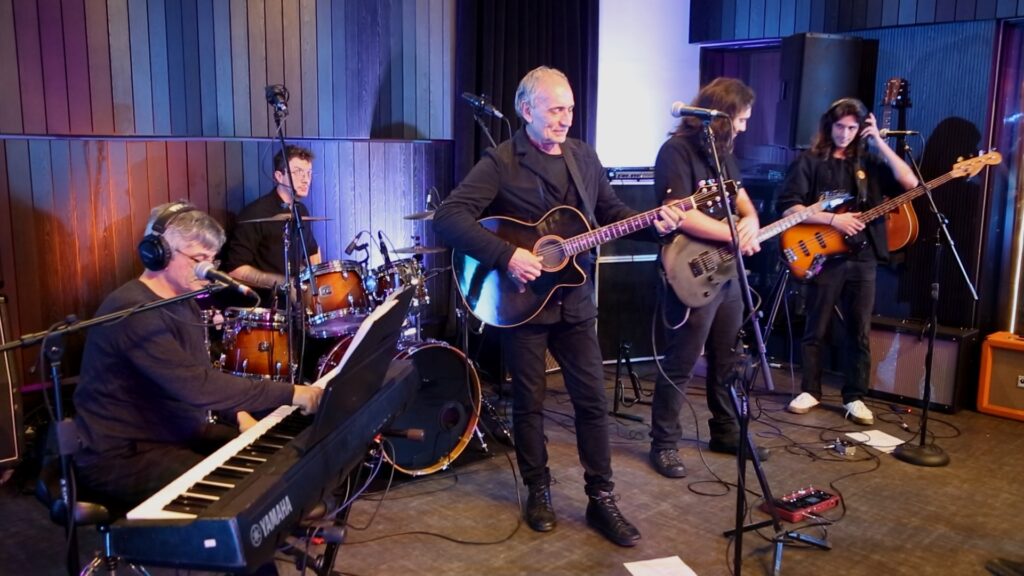 Gerson Conrad, do Secos & Molhados, Volta aos Palcos com Músicas Inéditas e Nova Banda