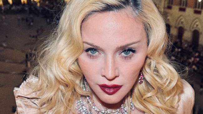 Madonna mostra bastidores de seu aniversário de 67 anos na Itália