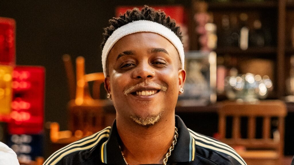 No Poesia Acústica 17, Lukinhas fala sobre maturidade e carreira: “entrei no momento certo”