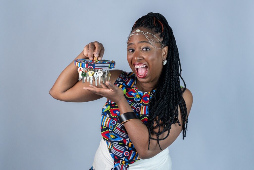 Sob o olhar da tradição oral afro-baiana, “Cinderela do rio” ganha apresentações gratuitas pelo RJ