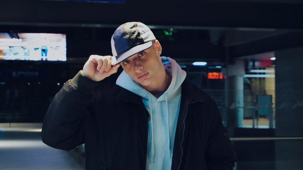 Spvic, Cleópatra e Petrilli lançam o single "Janela Aberta"