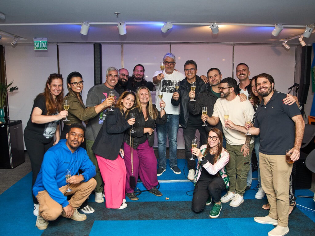 Universal Music Brasil e Mucho Thanks firmam parceria global para expansão da música eletrônica