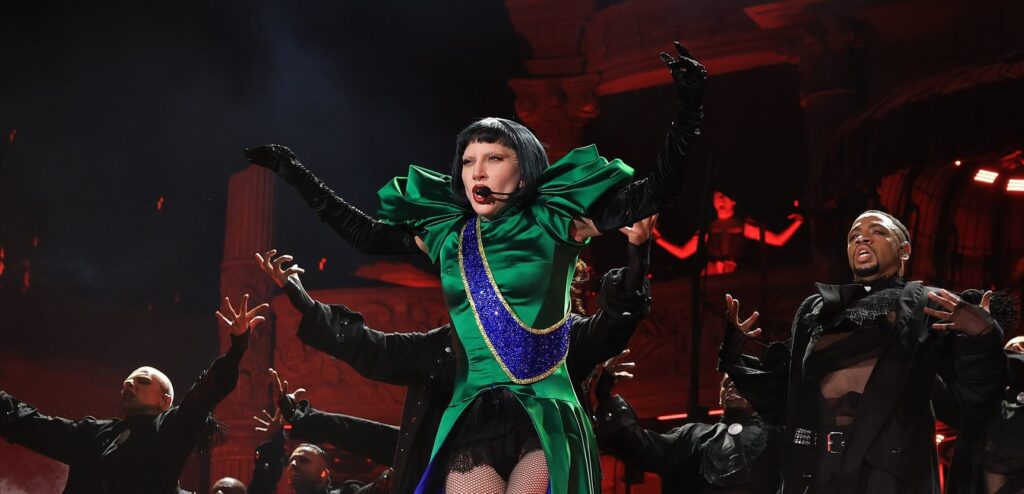 Lady Gaga relembra show histórico em Copacabana: “Fui tomada pela emoção”