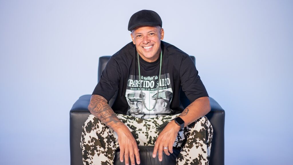 Leandro Sapucahy Lança 'Que Nem Antigamente 2' e Prepara Audiovisual de 20 Anos de Carreira