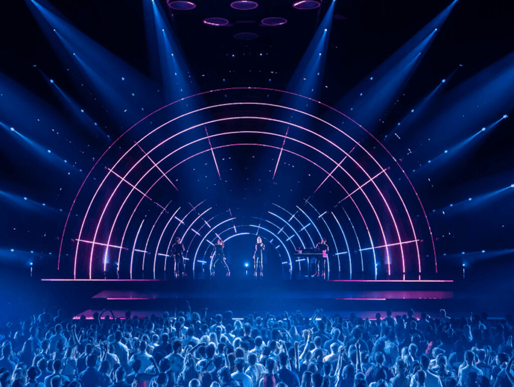 ABBA Voyage continua atraindo grande público em Londres