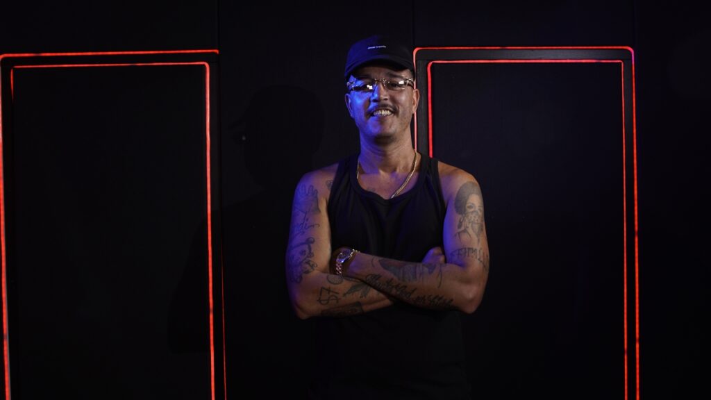 Akira Presidente Lança Medley com Grandes Sucessos e Aquece Público para 2026