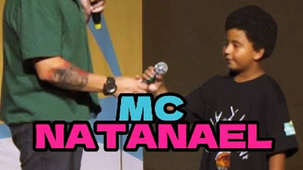 MC Natanael é Ovacionado ao Levar Rap Consciente para Show de Humor