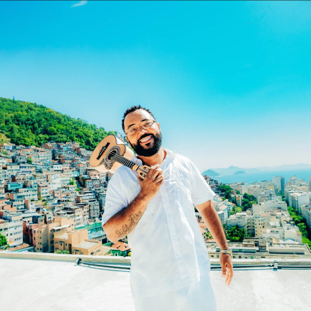 Dudu Nobre lança “Fazer o Mundo Sambar”, parceria inédita com Xande de Pilares