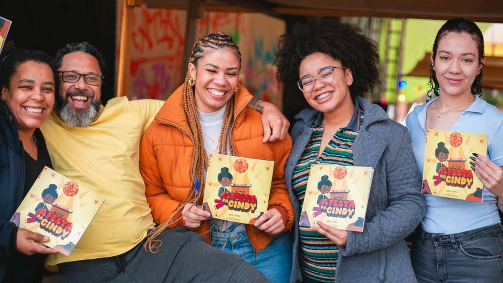 Jade Lyrio lança o livro infantil “A Festa da Cindy” e resgata o protagonismo feminino no nascimento do hip hop