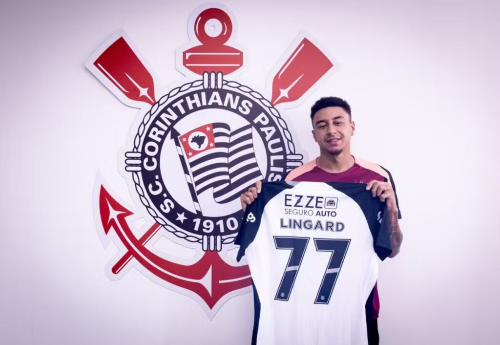 Corinthians anuncia a contratação do atacante inglês Jesse Lingard