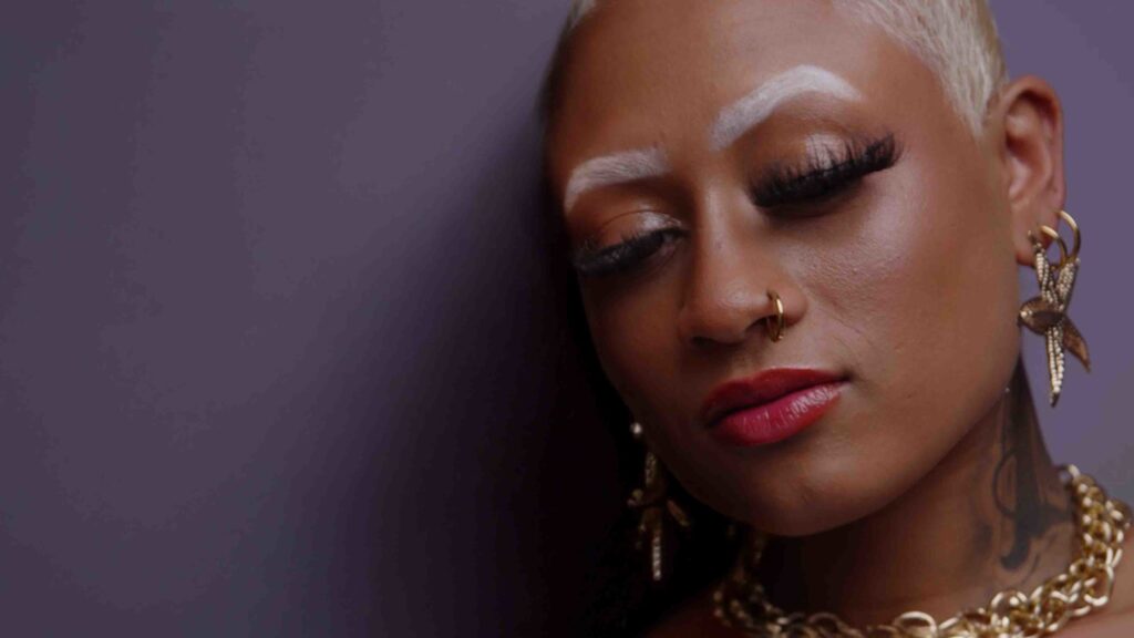 Freeda lança “Red Nose 2” com produção de Sativo Beats e aposta em sonoridade sofisticada