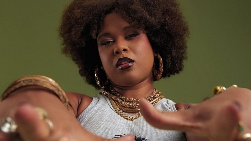 MC Luanna lança IRREFREÁVEL e apresenta nova fase criativa da rapper