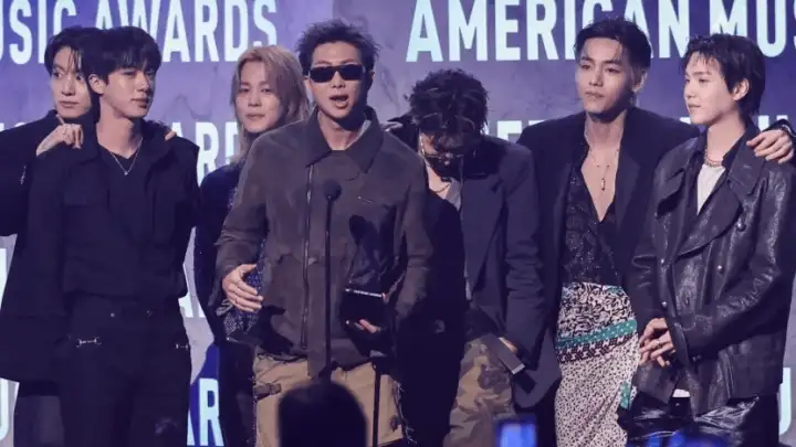25/05/2026 — BTS é eleito Artista do Ano no American Music Awards 2026