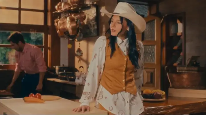 Ana Castela lança clipe de "É Que Eu Não Te Esqueci" e fãs veem indireta a Zé Felipe