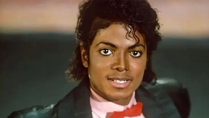 "Billie Jean" de Michael Jackson alcança topo da parada global diária do Spotify 43 anos após o lançamento