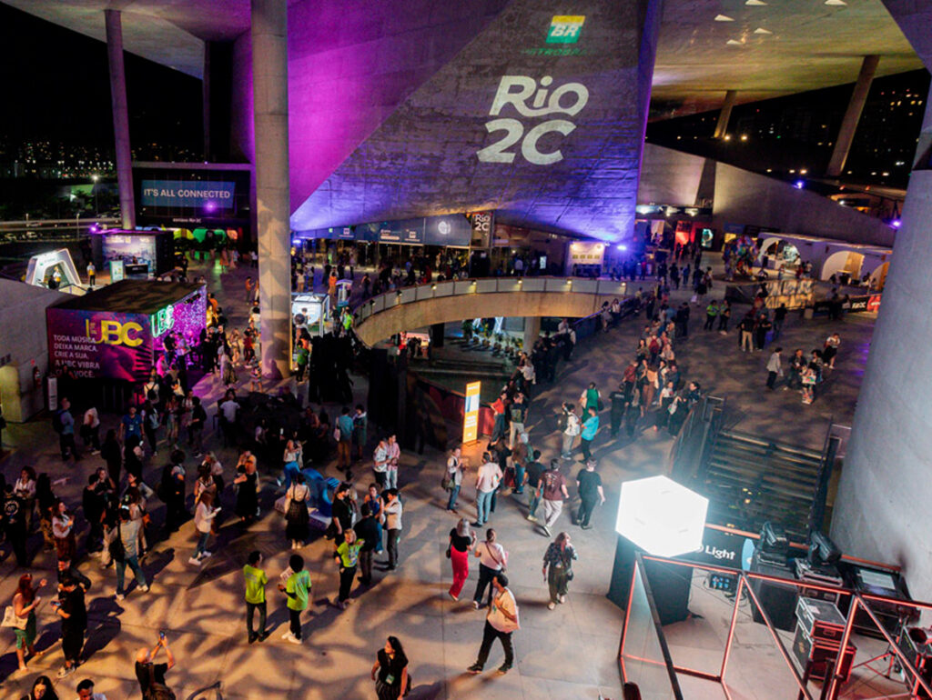 Descubra com 21 palcos, rio2c 2026 conecta criatividade, tecnologia e música
