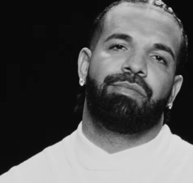 Drake surpreende os fãs com lançamento de três novos discos