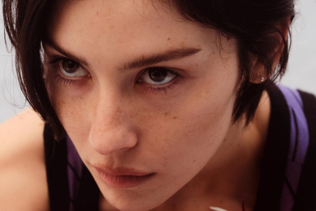 Gracie Abrams anuncia o disco “Daughter From Hell” para junho