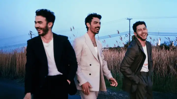 Kevin Jonas se emociona com surpresa dos fãs durante show em São Paulo