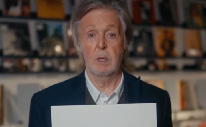 Paul McCartney lança “The Boys of Dungeon Lane”, novo álbum considerado o mais introspectivo de sua carreira