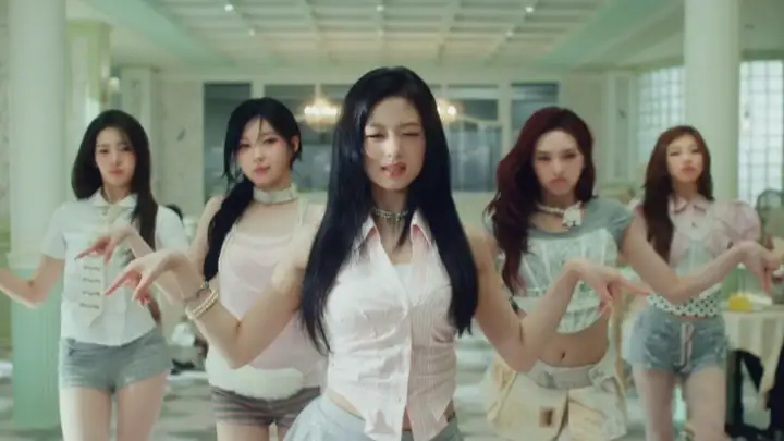 BABYMONSTER lança single de verão "SUGAR HONEY ICE TEA"
