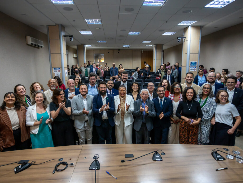 Comissão do "SUS da Cultura" reúne governos para definir repasses e políticas públicas