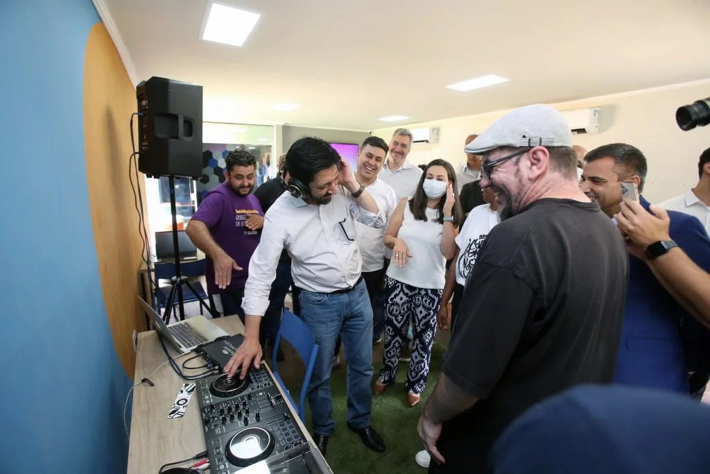 Prefeitura de São Paulo forma mais de duzentos jovens em cursos de música, produção técnica e audiovisual da Rede Daora