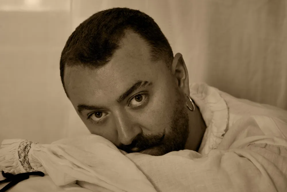 Sam Smith libera clipe de “My Guy”, primeiro single do álbum “Hazel Eyes”