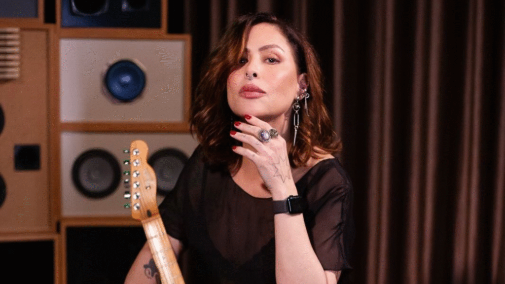 Pitty encerra sete anos de espera e anuncia disco inédito para outubro