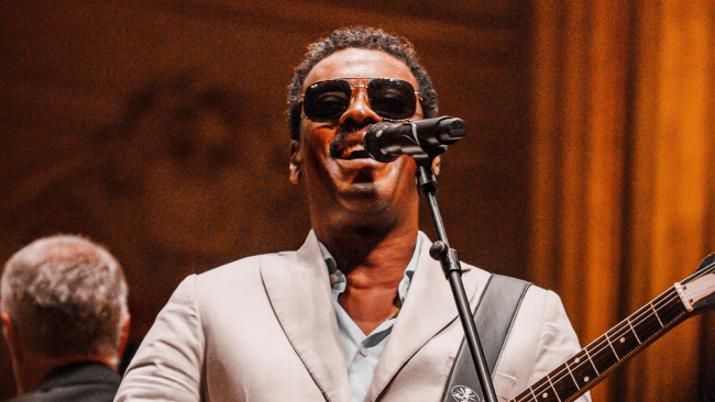 Em suposto áudio, Seu Jorge responde a fã que afirma que Gusttavo Lima é maior que ícones da MPB