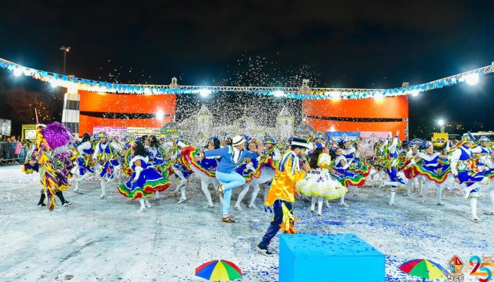 25º Circuito de Quadrilhas Juninas do DF e Entorno consagra Arroxa o Nó e celebra a força coletiva do movimento junino