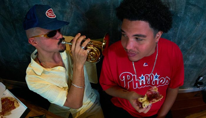 ARPAK Lança Single 'Amo Muito Tudo Isso' e Anuncia Álbum Colaborativo Antes de Estreia Solo em 2026