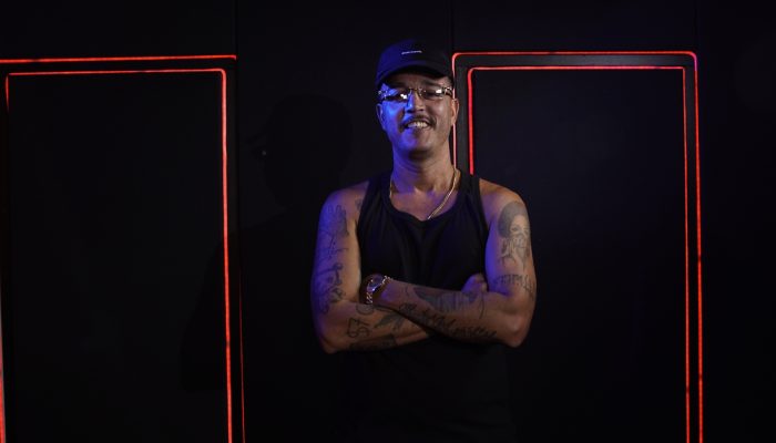 Akira Presidente Lança Medley com Grandes Sucessos e Aquece Público para 2026