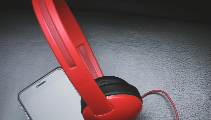 Fone de ouvido áudio