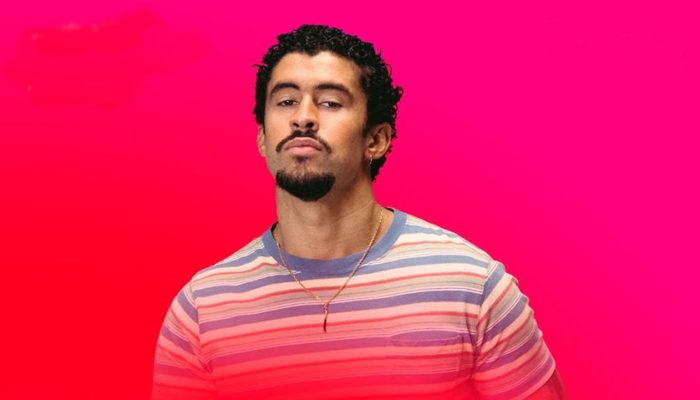 Bad Bunny faz mistério sobre show no Super Bowl LX e admite ansiedade: “Não consegui dormir”
