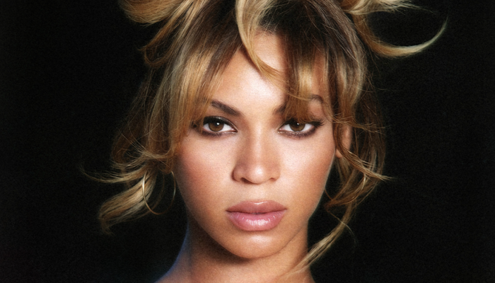 Beyoncé anuncia edição comemorativa de 20 anos de “B’Day” com faixas inéditas