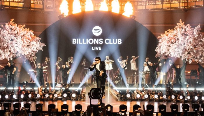 Bad Bunny em show do Billions Club Live, do Spotify