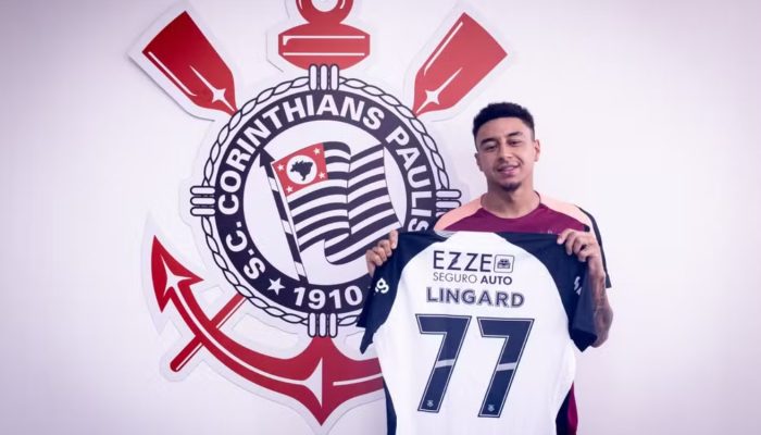 Corinthians anuncia a contratação do atacante inglês Jesse Lingard