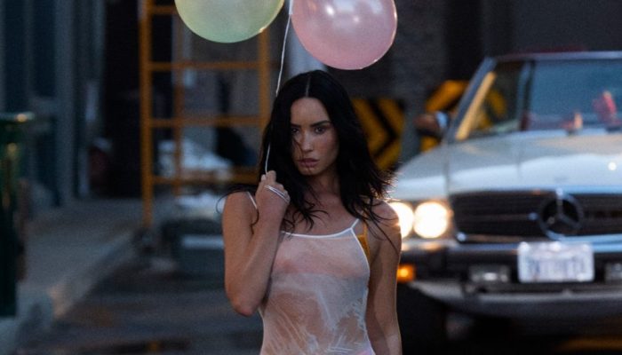 Demi Lovato lança versão deluxe de “It’s Not That Deep” com oito novas faixas