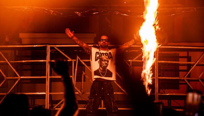 Dennis homenageia Mr. Catra no Rock in Rio e emociona público