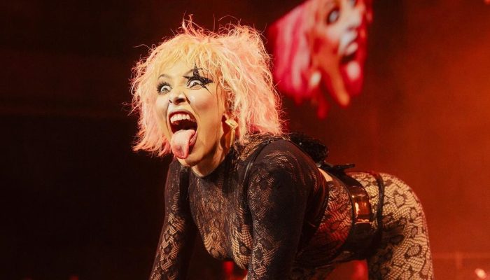 Doja Cat revela que às vezes tenta parecer feia para evitar assédio do público