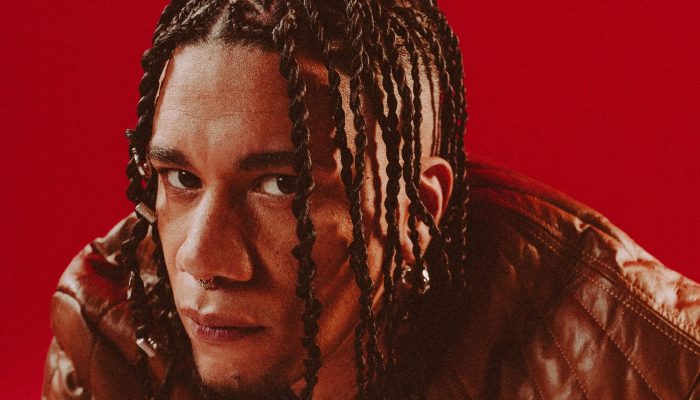 Dos experimentos à estreia solo: RDD revela ao TMDQA! o caminho até o disco "Hot Sauce"