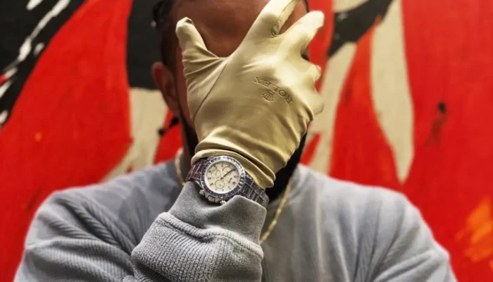 Drake recebe Rolex único com valor praticamente inestimável