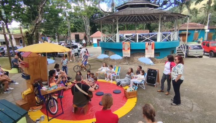 “Esquenta” Flima aquecendo cidades da Mantiqueira com livros e muitas histórias