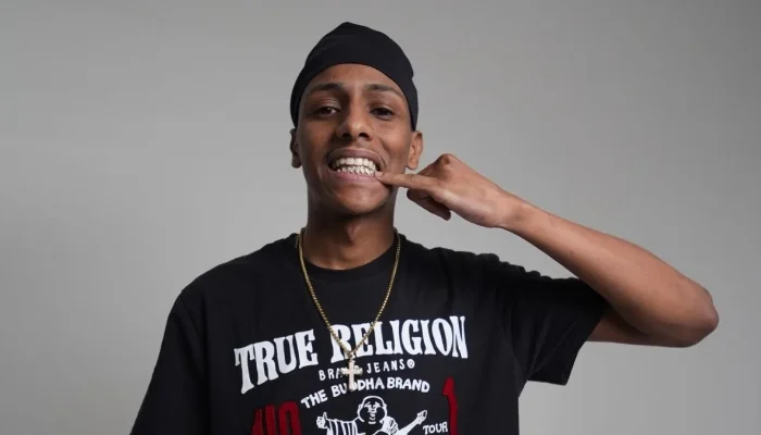 KayG Neguinho Bolado Eu Escrevo a Minha Historia.jpg